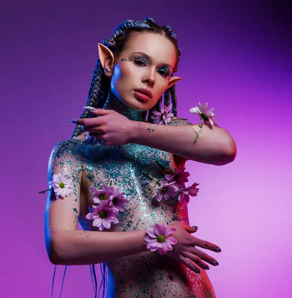 Çekici Bir Dişi Elf Doğası Organik Saflığı Olan Çıplak Model — Stok fotoğraf
