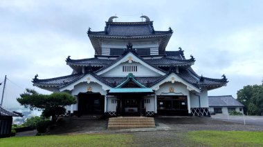 Beppu, Japonya - 24 Mayıs 2025. Kifune Kalesi Öngörünümü