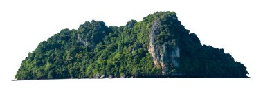 Tayland Denizi 'nin ortasındaki ada şeffaflık arka planında, ağaçlı güzel ada dağı, Asya yaz tatili tatil fikri doğa adası konsepti Phang Nga Körfezi manzaralı tropikal denizin ortasında,