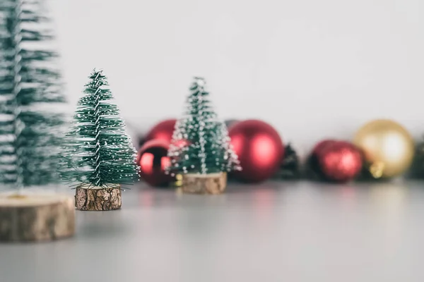 Frohes Neues Jahr Weihnachtskonzept Und Hintergrund Mit Weihnachtsschmuck Und Kugeln Stockbild