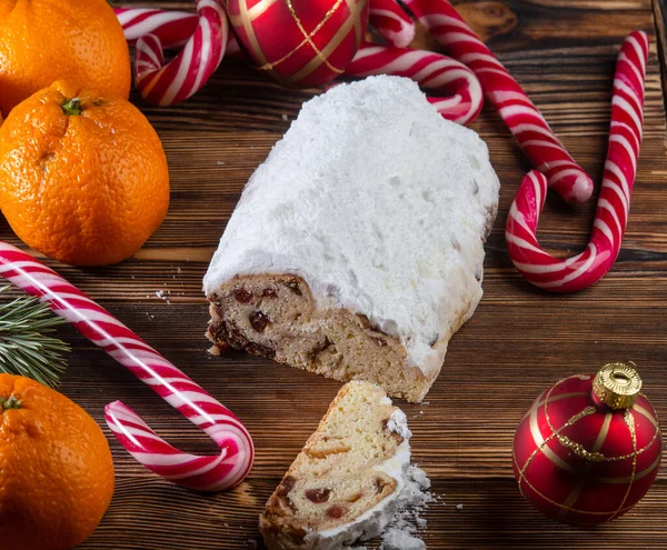 stock image New Year's composition with Christmas pastries to tangerines and New Year's sweets