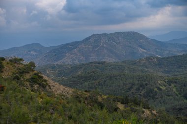 Troodos dağları Kıbrıs, hava aracı fotoğrafı, yürüyüş ve bisiklet için pitoresk bir yer. Doğal güzellik, 8.