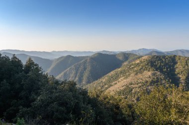 Sisli Sonbahar Gününde Troodos Dağı