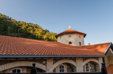 Kykkos manastırının avlusunda 4 kuyu var.