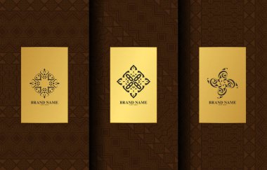 Kaligrafik vektör logosuna sahip lüks retro etiketler. Antika monogram koleksiyonu.