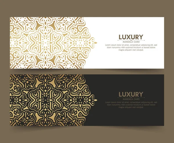 Luxo Mandala Cartão Decorativo Cor Dourada — Vetor de Stock