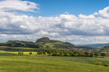 Hegau landscape with view to the Hohentwiel, an extinct volcano in the district of Konstanz in Southern Germany, Hilzingen, Baden-Wuerttemberg, Germany
