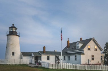 Pemaquid Point Deniz feneri, Maine 'deki en eski deniz fenerlerinden biri, Bristol, Lincoln County' de, Pemaquid Neck 'in güney ucunda..