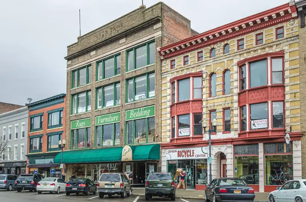 Cenevre, New York, ABD - 12 Nisan 2013. Cenevre 'de ana cadde, Ontario Bölgesi, Finger Lakes Bölgesi