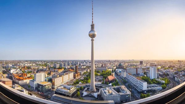 Amplia Vista Del Ángulo Centro Ciudad Berlín Durante Puesta Del —  Fotos de Stock