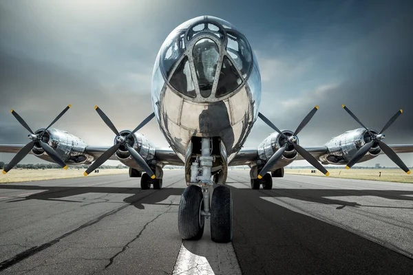 Pistteki tarihi bombardıman uçağı