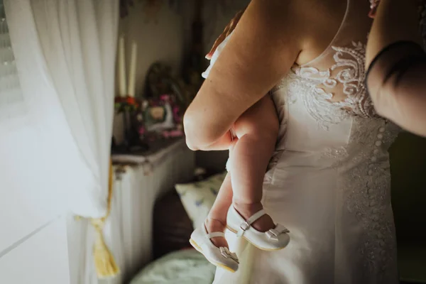 Bride Wedding Dress Holding Baby — Stock Photo, Image