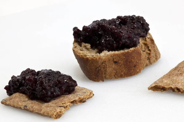 Healthy Breakfast Fresh Bread Berries — Stock Photo, Image