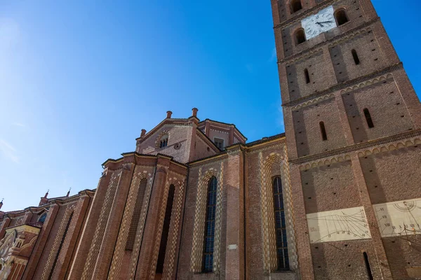 Asti Katedra Kattedrale Santa Maria Assunta Szczegóły Dzwonu Wieży Tarczami — Zdjęcie stockowe