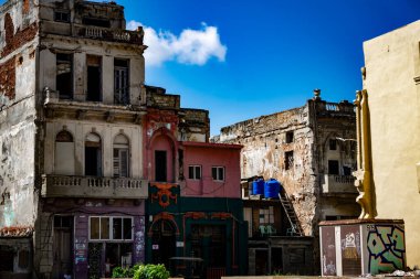 Havana Küba 'nın Koloni Mimarisi ve Canlı Sokakları