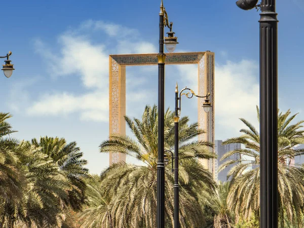 阿拉伯联合酋长国迪拜 迪拜相框 阿拉伯联合酋长国迪拜市的著名景点 — 图库照片