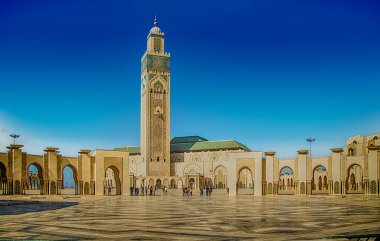 Hasan Ii Camii Casablanca, Fas bir camidir. Hassan Ii Camiidir Fas ve en güzel en büyük Camisi.