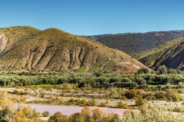 Ourika Vadisi, Anammer 'in çamur tuğlası köyü, Atlas Dağları, Marakeş-Tensift-Al Haouz, Fas