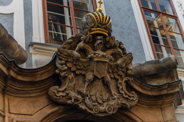 Prag 'da. Çek Cumhuriyeti. Millesimo Sarayı Celetna Caddesi 'nde yer alır ve zengin dekore edilmiş taş işçiliği, yüksek tavanı ve simetrik penceresi ile ayırt edilir..