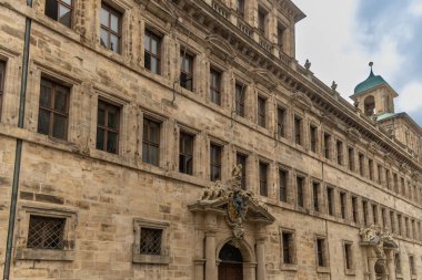 Nuremberg, Almanya 'da Nuremberg Belediyesi (Nuremberg Belediyesi), Nürnberg' in Nuremberg şehrinde bulunan bir belediye binasıdır.