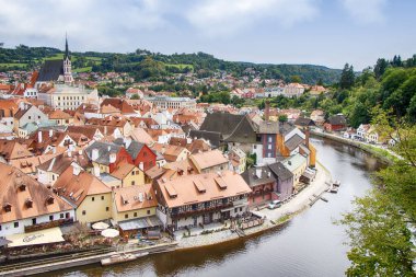 Çek Cumhuriyeti. Cesky Krumlov 'un Panoraması. Şehir UNESCO 'nun Dünya Mirası Bölgesi.