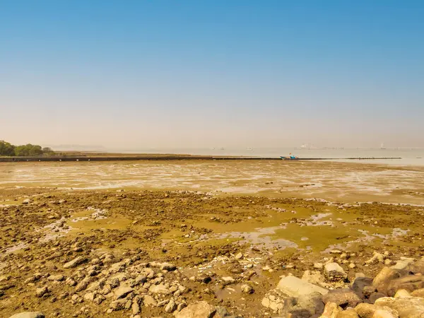 Elephanta Adası limanında Mumbai - Maharashtra, Hindistan peyzaj