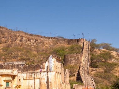 Jaipur, Hindistan, Jaipur, Rajasthan Eyaleti, Hindistan 'daki Garh Ganesh Tapınağı' na giden merdiven. Hindistan 'ın Pembe Şehri' nde yer alan Jaipur, Rajasthan, Garh Ganesh Tapınağı ünlü bir Hindu tapınağıdır..