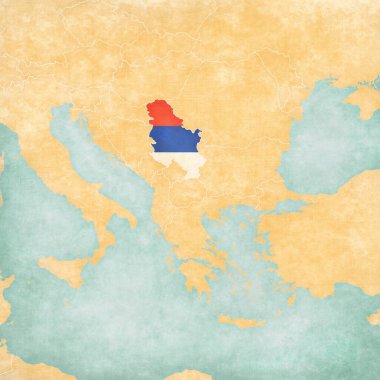 Sırbistan, Balkan haritasındaki bayrağı suluboya resimli eski bir kağıt gibi yumuşak grunge ve vintage tarzıyla boyadı. 