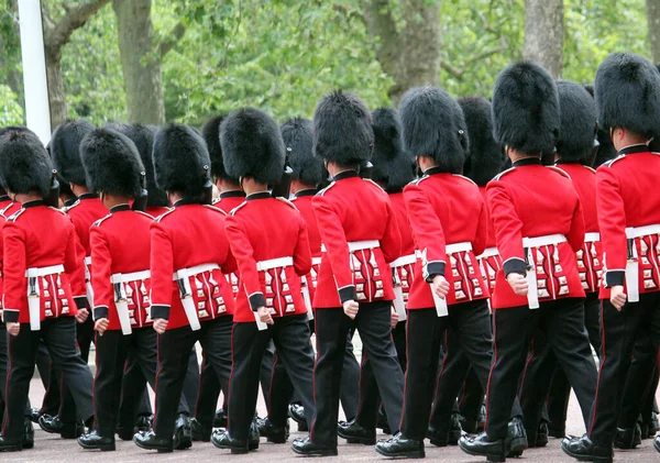 London Storbritannien Juni 2023 Kings Coldstream Guards Marscherar Mall För — Stockfoto
