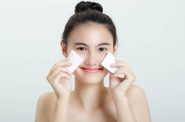 Bu başlık resimdeki eylem ve amaca odaklanarak, onu stok fotoğrafı açıklaması için uygun hale getirir