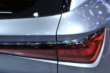 Lider araba ışığı otomobili yakın çekim