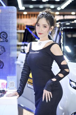 3 Aralık 2023 'te Bangkok, Tayland' da 40And Motor Fuarı 'nda BANGKOK-Aralık 3 oldukça moter fuarı
