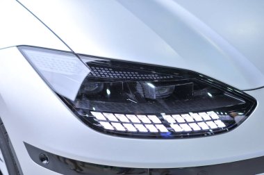Lider araba ışığı otomobili yakın çekim