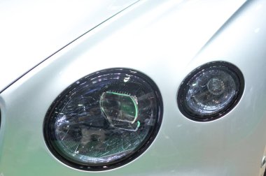 Lider araba ışığı otomobili yakın çekim