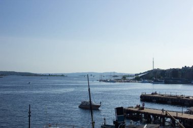 Oslo 'da deniz manzaralı bir liman