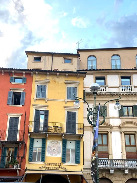 Rând Case Frumosul Oraș Italian Verona — Fotografie, imagine de stoc