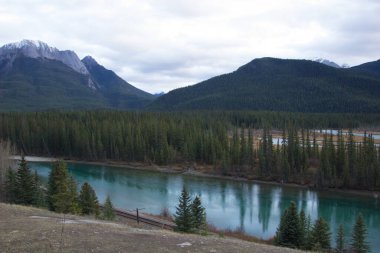 Alberta, Kanada 'da alacakaranlıkta