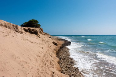 Yunanistan 'ın Korfu adasındaki Issos' un muhteşem kumlu plajı