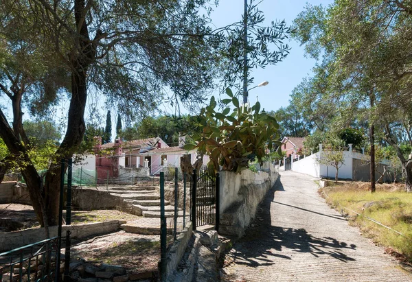 Yunanistan 'ın Korfu kentinin kuzeybatısındaki üç Diapontia adasından biri olan Ereikoussa adasındaki mimari