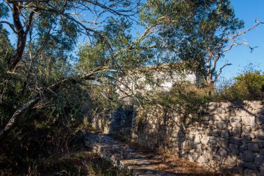 Yunanistan 'ın Othonoi adasındaki Argiratika köyünde mimarlık
