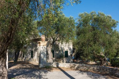 Yunanistan 'ın Othonoi adasındaki Vitsentsiatika köyünde mimarlık