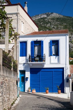 Yunanistan 'ın Kalamos adasındaki köyde mimari ve eski binalar