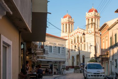 12 Eylül 2023 - Lefkimmi, Yunanistan - Lefkimmi kasabası, Corfu Adası, Yunanistan 'daki mimari ve eski binalar