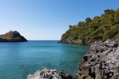 Kuzey Evia, Yunanistan 'da Sarakiniko Körfezi' nde inanılmaz bir manzara. 