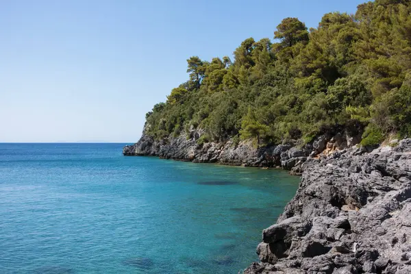 Kuzey Evia, Yunanistan 'da Sarakiniko Körfezi' nde inanılmaz bir manzara. 