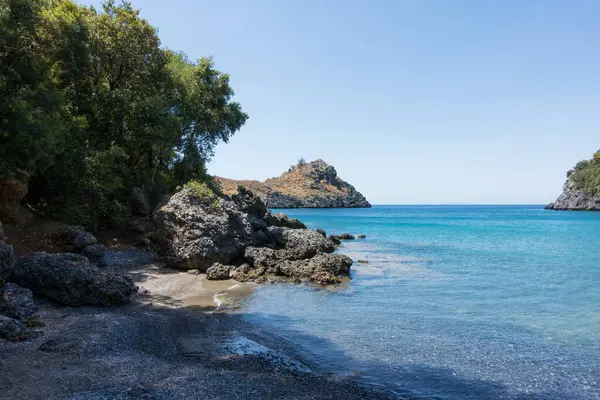 Kuzey Evia, Yunanistan 'da Sarakiniko Körfezi' nde inanılmaz bir manzara. 
