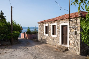Yunanistan 'ın Kuzey Evia kentindeki güzel Kastri köyünün mimarisi.