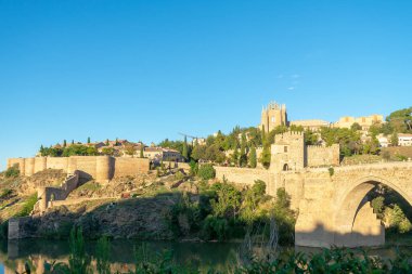 Toledo, üç kültürün şehri: Hristiyan, Müslüman ve Yahudi. İspanya. Avrupa.