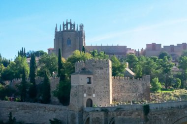 Toledo, üç kültürün şehri: Hristiyan, Müslüman ve Yahudi. İspanya. Avrupa.