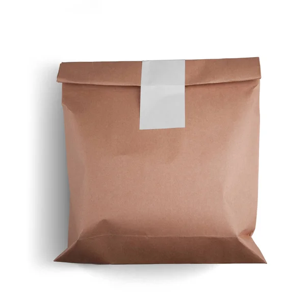 经典的褐色纸袋隔离在白色背景适合您的模型设计 — 图库照片